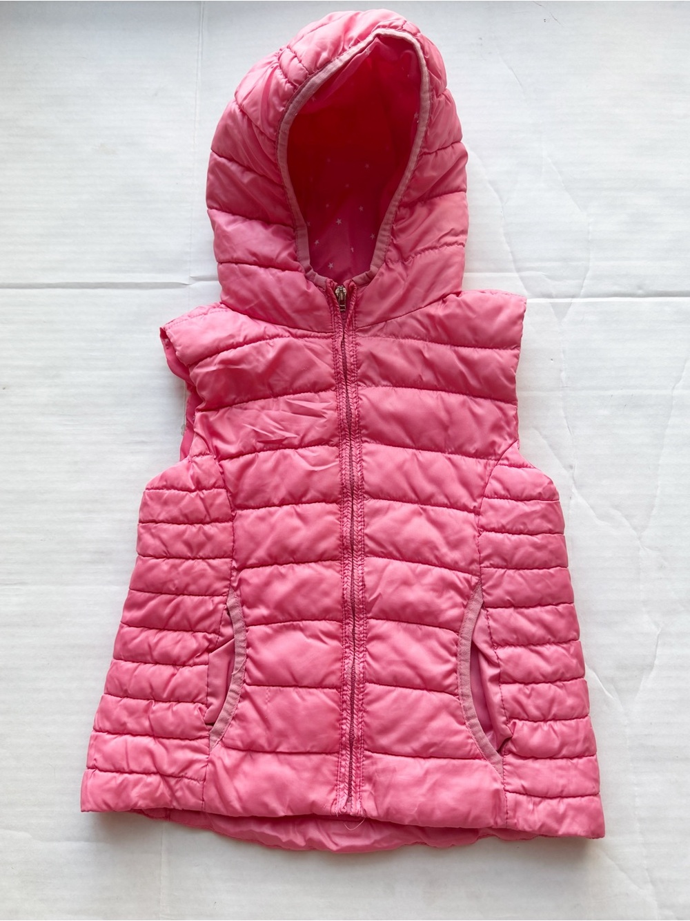 Zara Girl Hooded Puffer Vest in Pink size 5/6Y